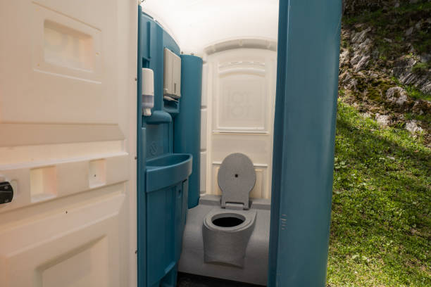 Portable Toilet Options We Offer in Medina, MN